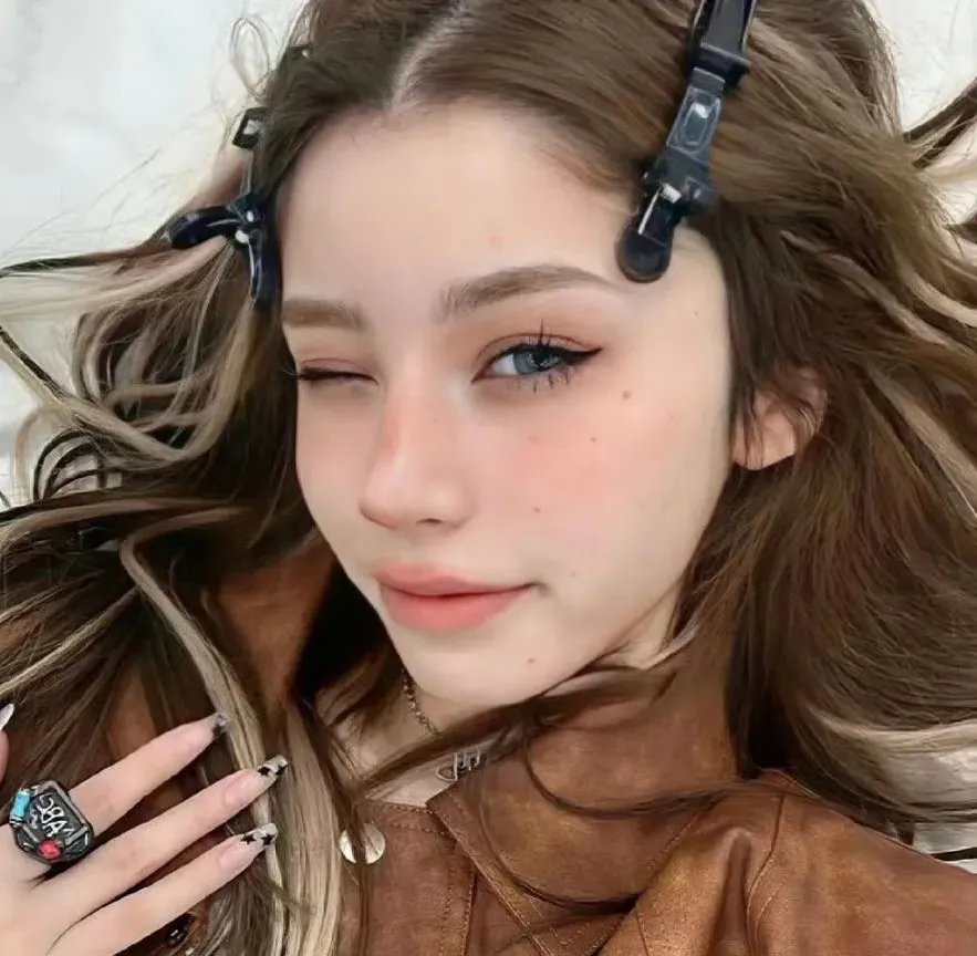 这个男人来自疯狂世界